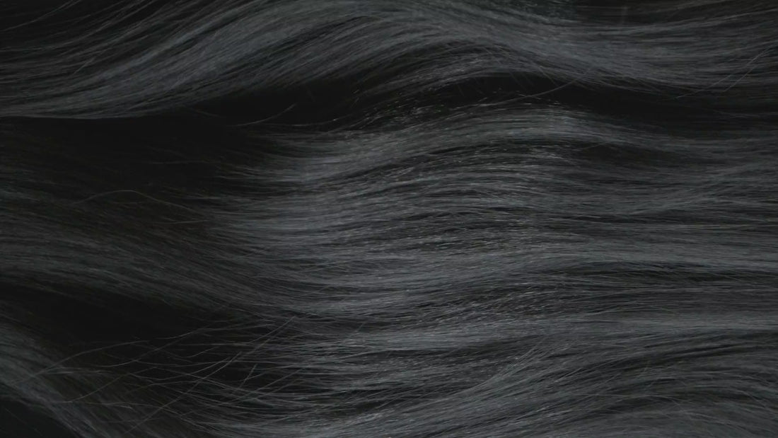 Invisible Wefts/Tressen 