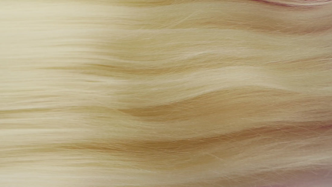 Invisible Wefts/Tressen 